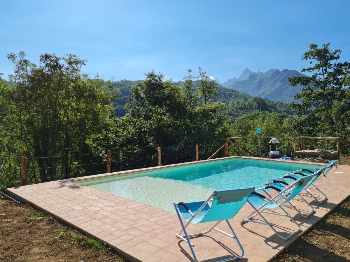 Le Case Nel Borgo Fivizzano Bagian luar foto