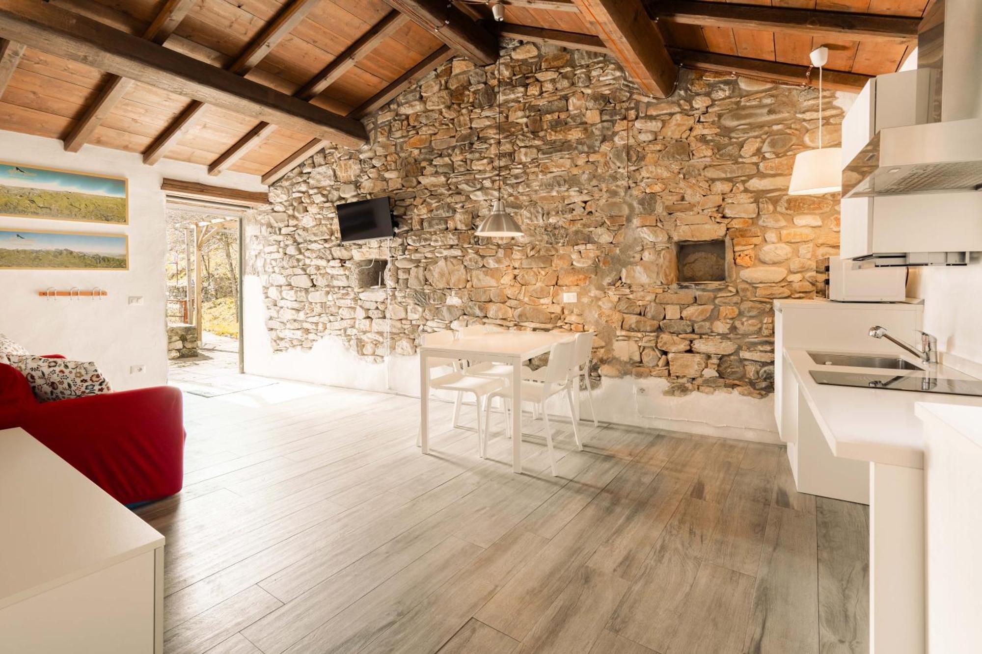 Le Case Nel Borgo Fivizzano Bagian luar foto