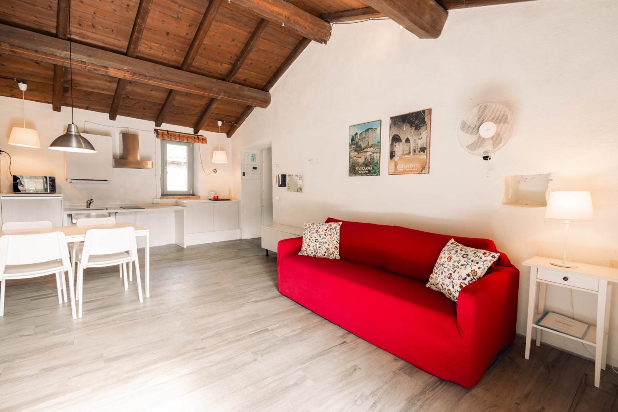 Le Case Nel Borgo Fivizzano Bagian luar foto